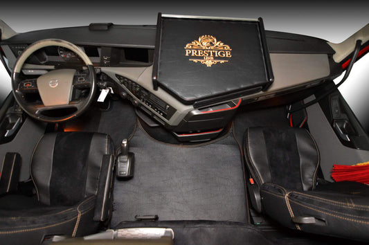 Pokrowce na fotele PRESTIGE-LINE VOLVO FH, FH16, FMX, FM od 2013, FH5 od 2021 fotele lotnicze, 1 pas CZARNY SABA