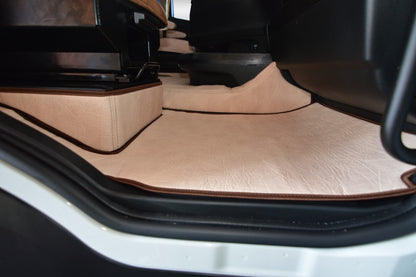 Obicia podstaw foteli/cokoły PRESTIGE-LINE IVECO S-WAY od 2019 BEŻ SABA