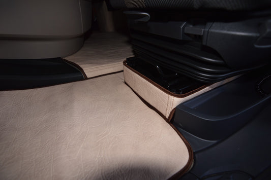 Obicia podstaw foteli/cokoły PRESTIGE-LINE DAF XG od 2022 fotel pasażera nieamortyzowany BEŻ SABA